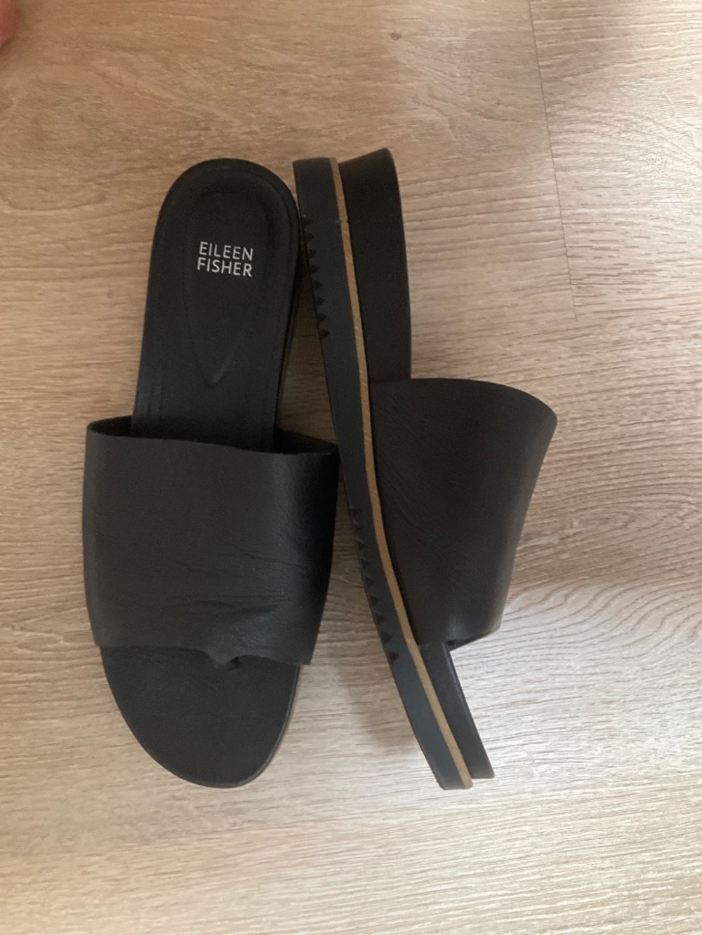 Sandals - Picture 3 of 3